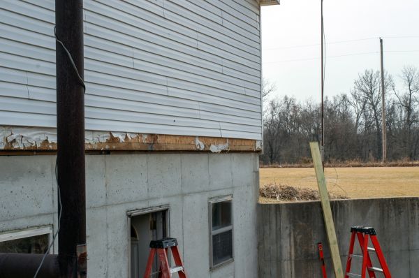 House Foundation Leveling in Burnsville